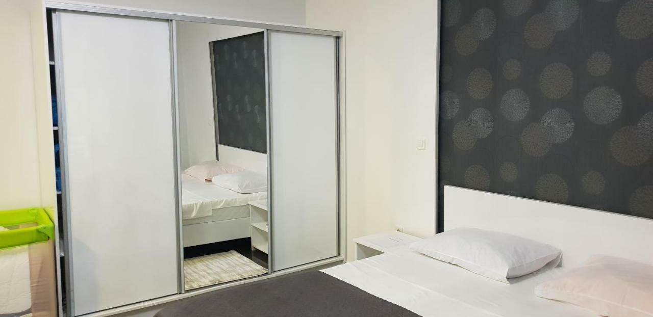 Diamond Hotel นิน ภายนอก รูปภาพ