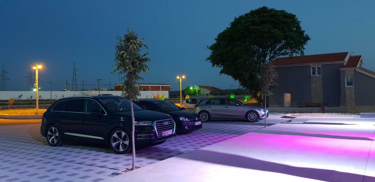 Diamond Hotel นิน ภายนอก รูปภาพ